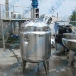 Reaction Tank With Agitator