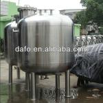 Stainless steel liquid and beverage storage tank