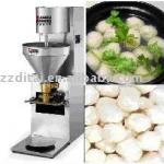Automatic meat ball forming machine with easy operation