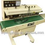 Horizontal Sealing Machine Including Product Tabs Printing Function