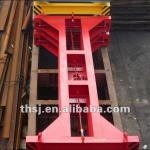 semiautomatic container spreader