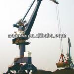 Four connecting rods portal crane with grab