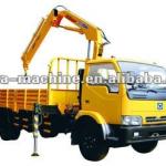 XCMG 3.2 ton truck mounted crane