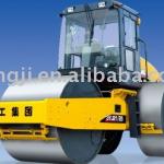 Three-drum static compactor ( min weight: 18t, max. weight: 21t )