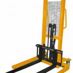 1000/1500 KGS Wide Straddle Manual Stacker