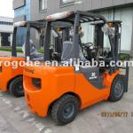 2-3.5Ton Diesel Forklift FD30T with CE