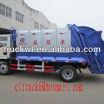 Dongfeng Small 4*2 Refuse Compactor with rear bucket