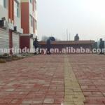 2013 New Designed Road Paving Machinery