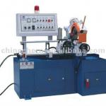 Full-automatic pipe cutting machine