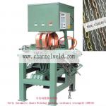 Automatic chain welding machine