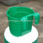 horse feeder,plastic feeders,plastic buckets, 7.5L can hook over fence