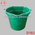 PP Flat Back 20QT Horse and Cattle feeding bucket used for farm