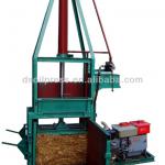 simple operation wood sawdust baler machine