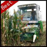 self-propelled corn maize harvester machine