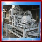 Hazel nuts deshelling machine