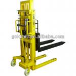 Manual Hydraulic1.9m Height 0.5~2Ton Hand Stacker Forklift Manual Stacker