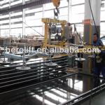 Machine for lifting glass