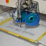 Automatic machine work for clothing rhinestones used for Abaya
