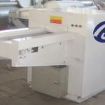 Automatic textile waste cutting machine/clothes cutting machine/clothes stripping machine-