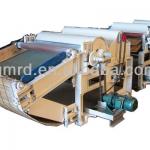 Two-roller textile waste tearing and recycling machine-