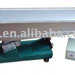Tiny electromagnetic feeder for powders or granules