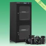 aumoistureproof storage bin for photographic equipment