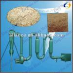 Automatic suction wood shaving dryer