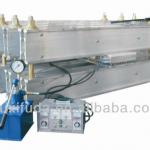 Conveyor belt splicing machine