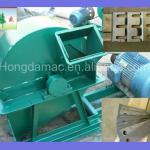 Low consumption stationary wood chippers
