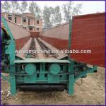Double rotor type double roller wood log debarkering machine