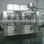 Carbonated drink filling machine