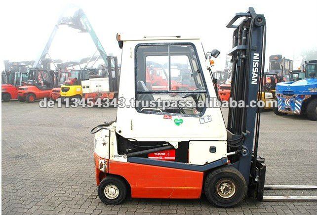 002L20Cu E4533 Nissan Electric Forklift Truck