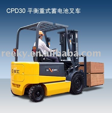 100 Tons diesel forklift truck