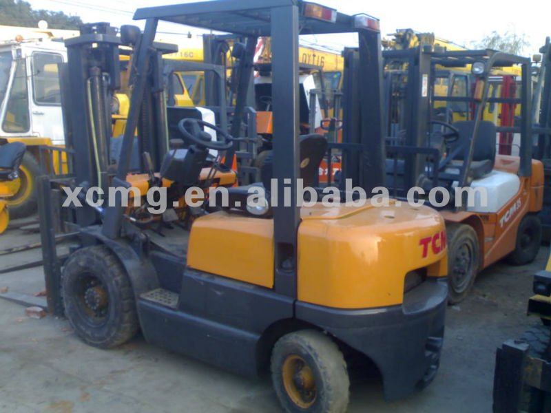 2.5 Tons used TCM Diesel Powered Forklift /high quality and low price/made in CHINA