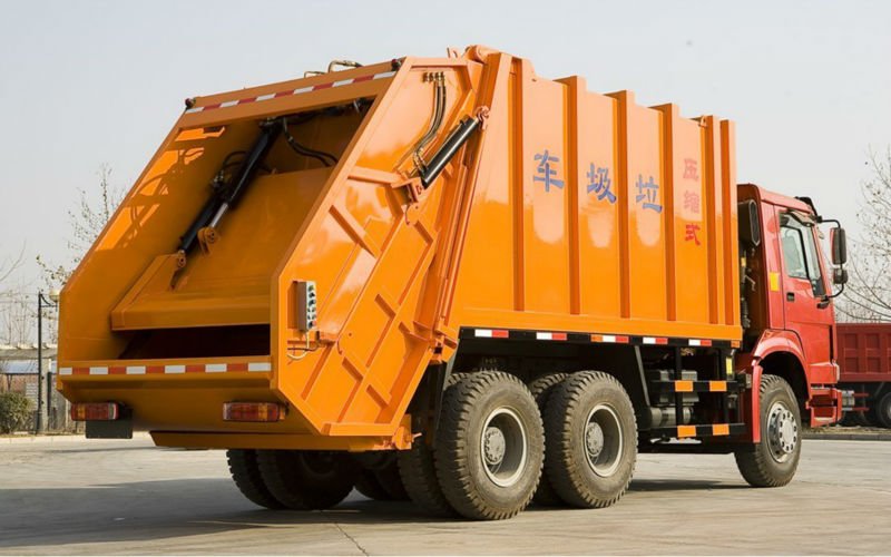 2012 garbage truck