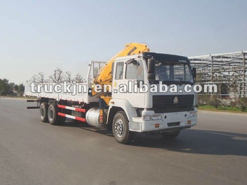 2012 HOT SALE XCMG folding boom truck mounted crane