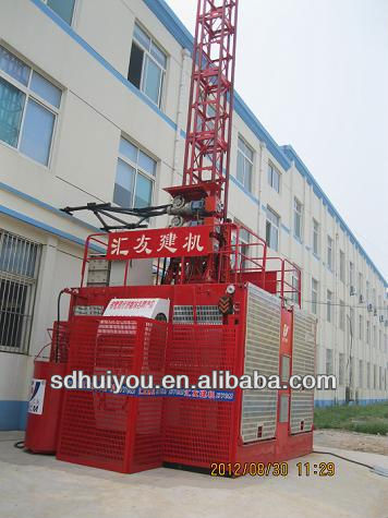 2013 construction hoist