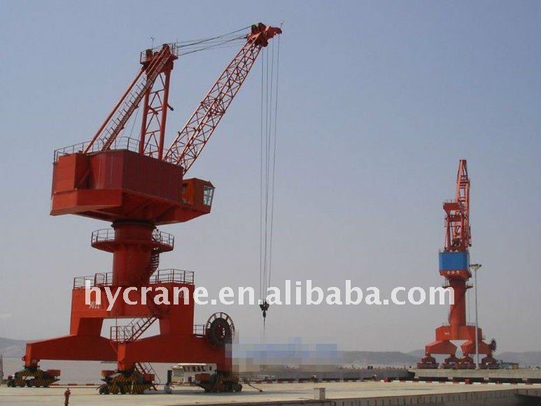 25 Ton container portal crane for shipyards