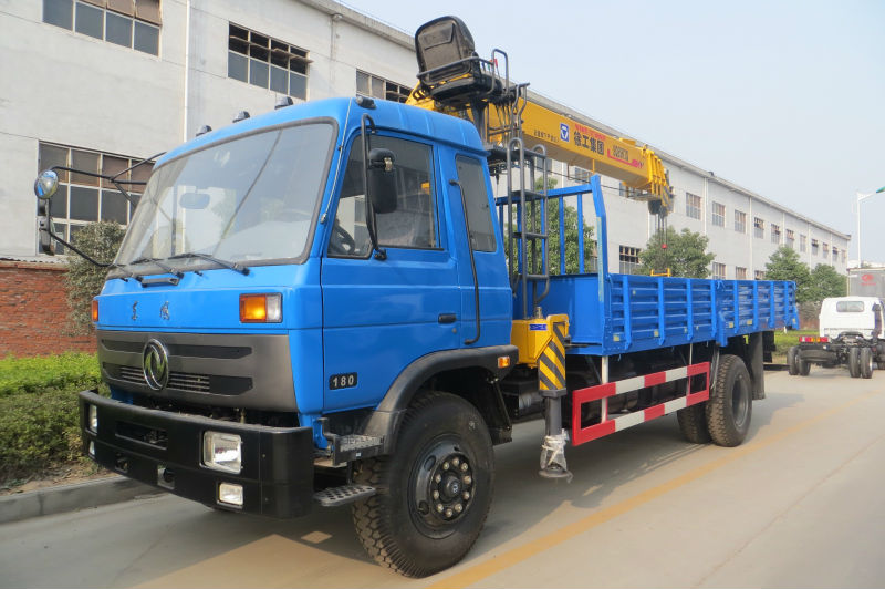 3 tons Truck with Hydraulic Crane Arm Factory Price USD15000