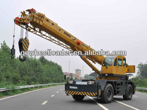 30 Ton Rough Terrain Crane QRY30