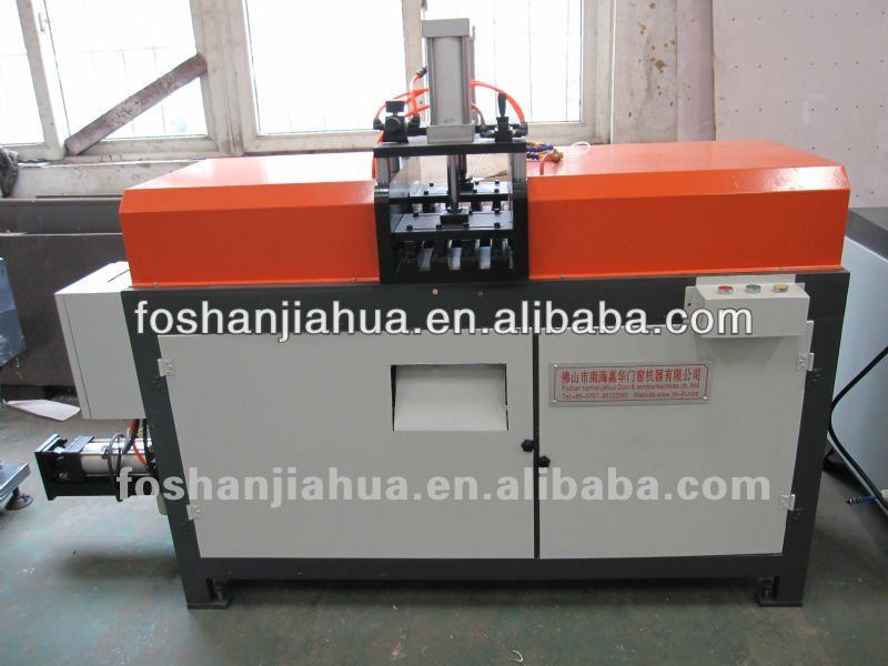 45 degrees cutting saw for aluminum windows and doors processing equipmet
