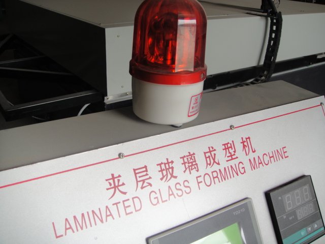 Advanced Laminated Glass Forming Machine