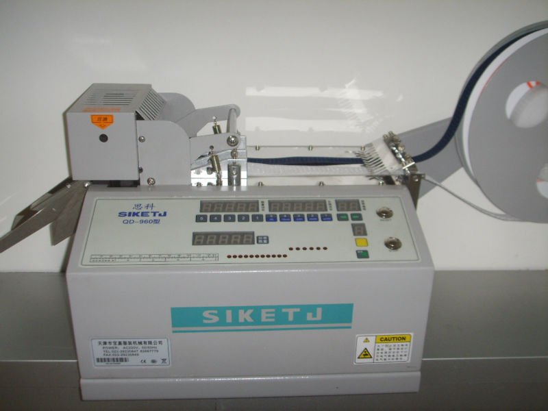 auto tape cutting machine