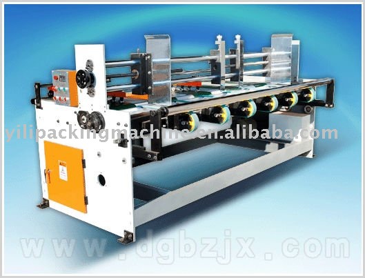 Automatic cardboard feeding machine