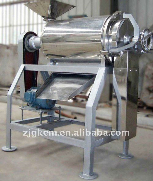 Automatic fruit juice extractor machine