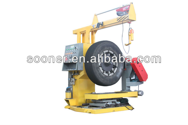 Automatic Tyre retreading machine