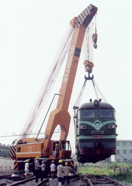 Breakdown crane