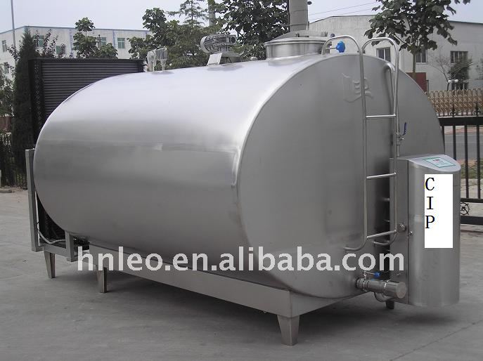 Bulk milk cooler