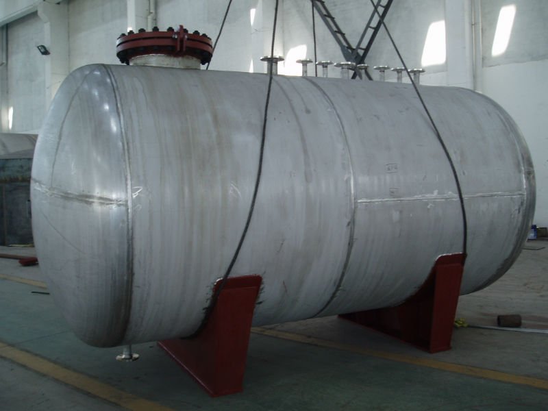 carbon disulfide storage tank