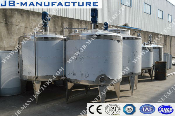 cement storage tanks